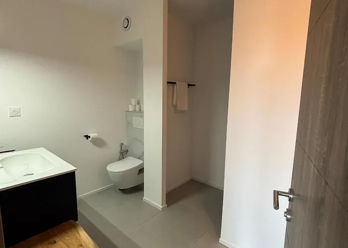 Superbe T2 Les Pieds Dans L'eau